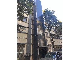 液压升降台
